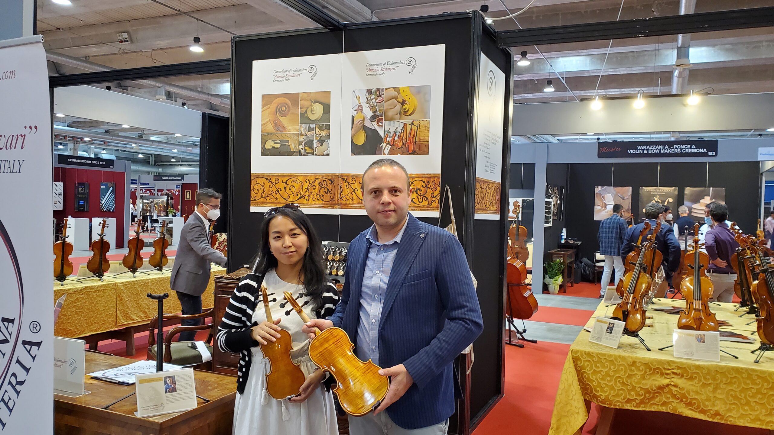 Scopri di più sull'articolo Violini di Cremona: l’eccellenza dei liutai italiani!